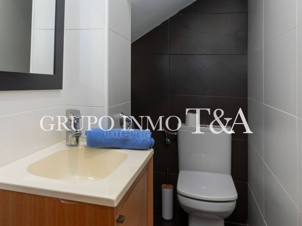 76c8529b2f244753806d584605