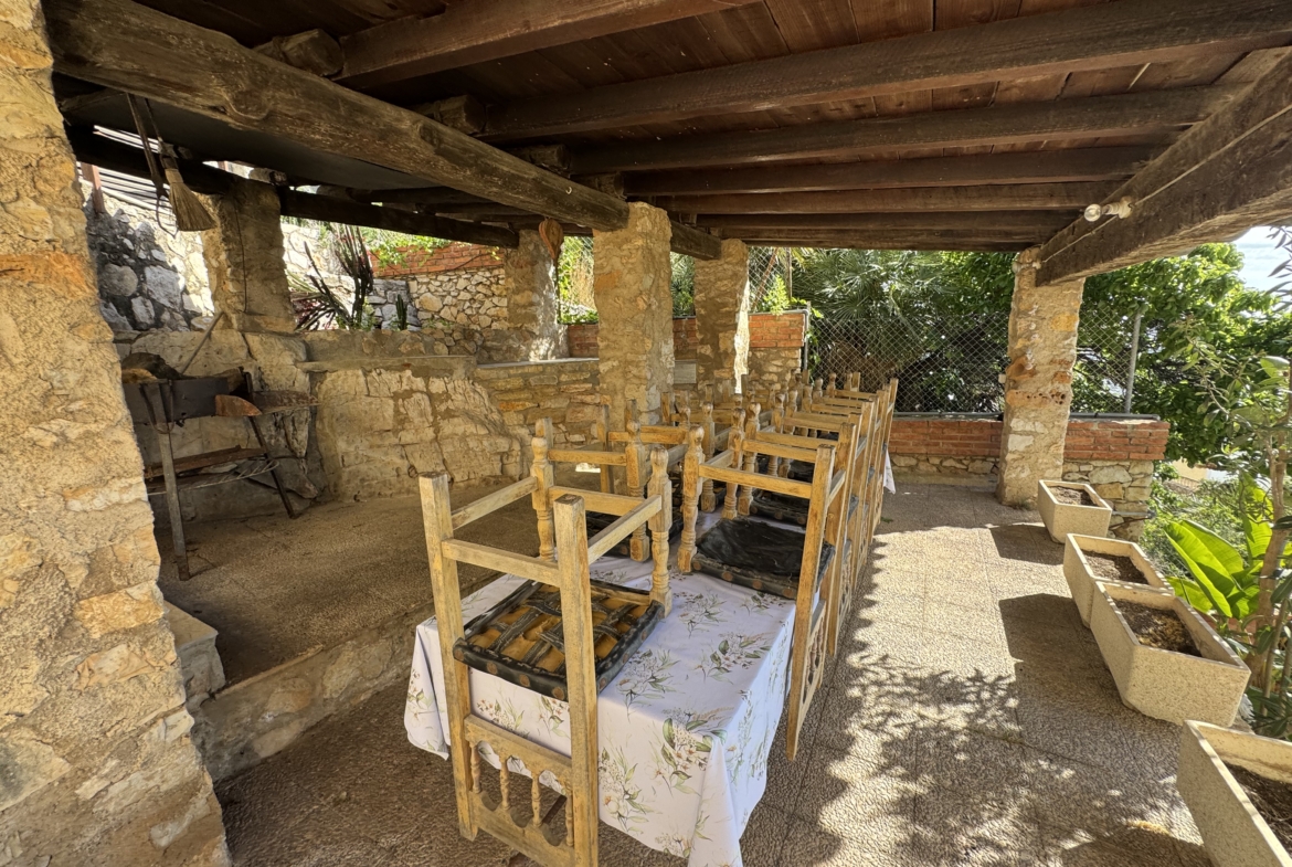 1195- Casa o chalet independiente en venta en Calle de Colòmbia