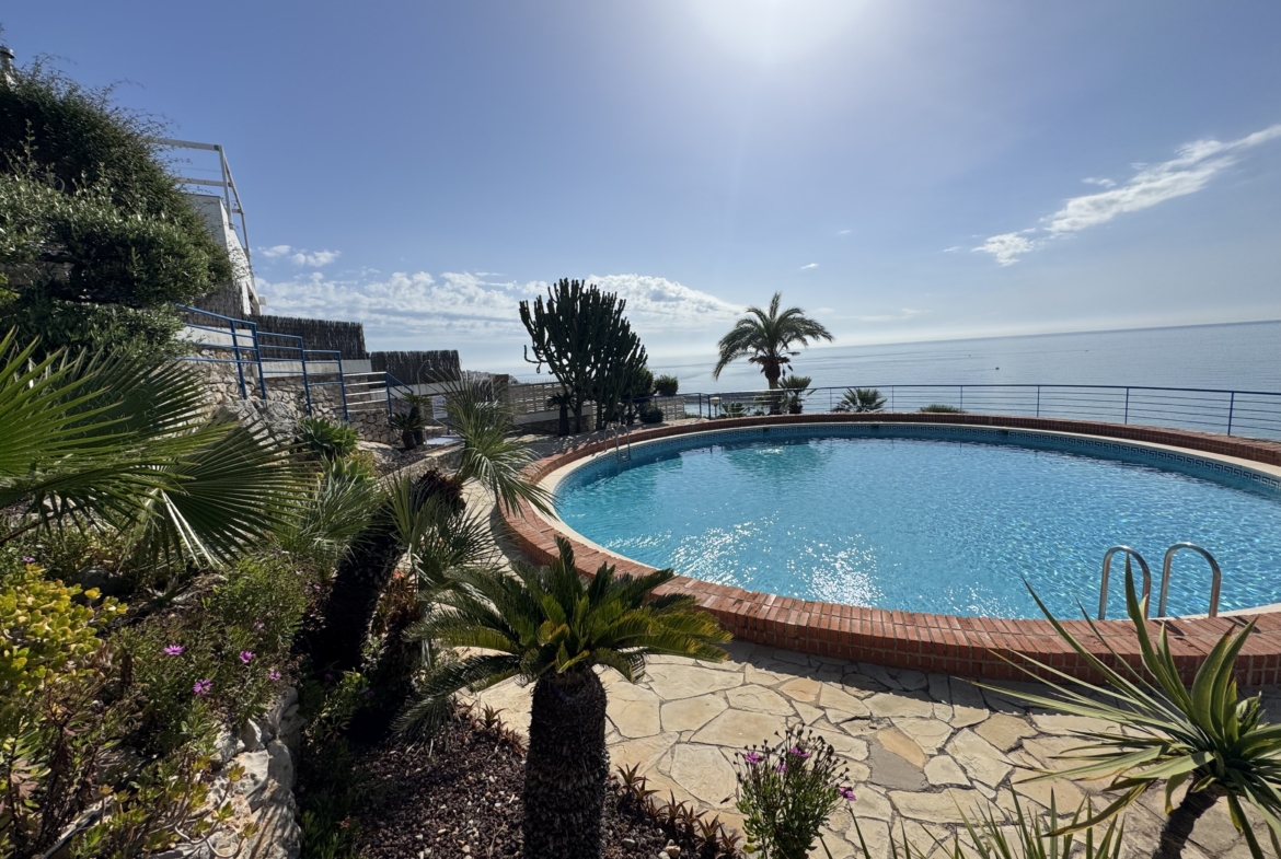 1195- Casa o chalet independiente en venta en Calle de Colòmbia