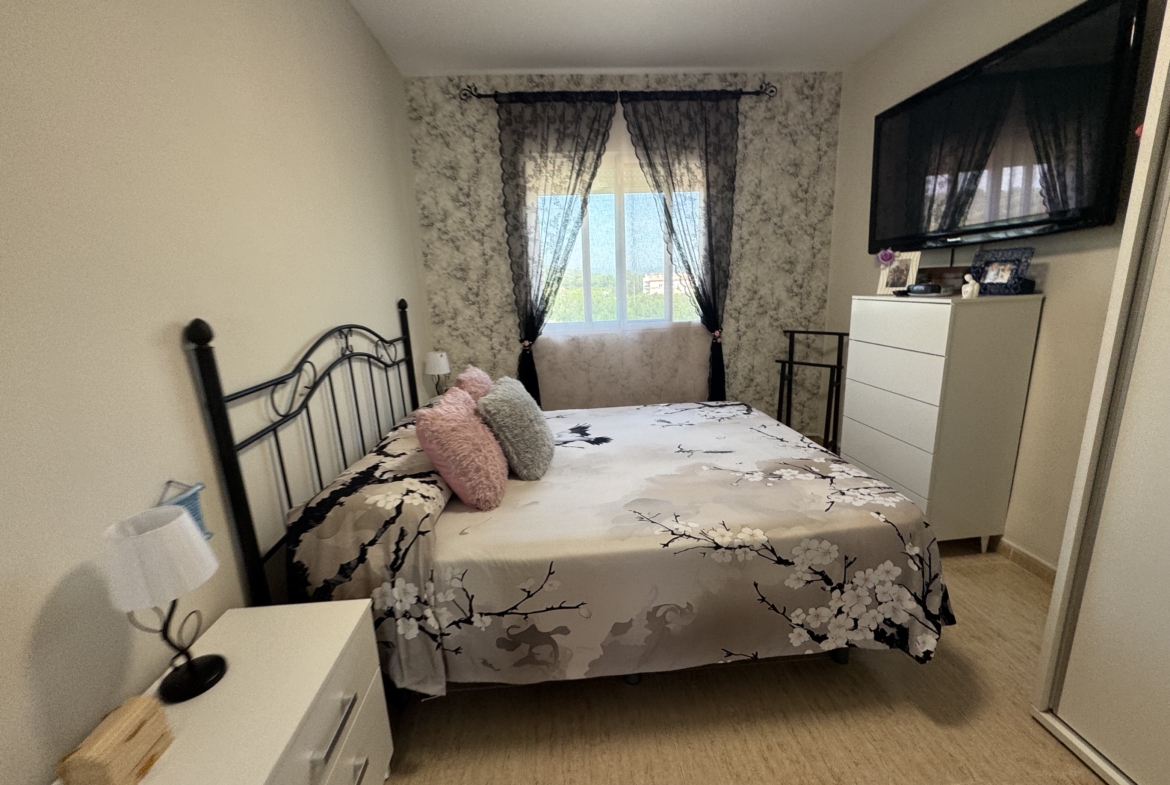 1196- Casa / Chalet adosado en venta en Calle Castelló , Calig