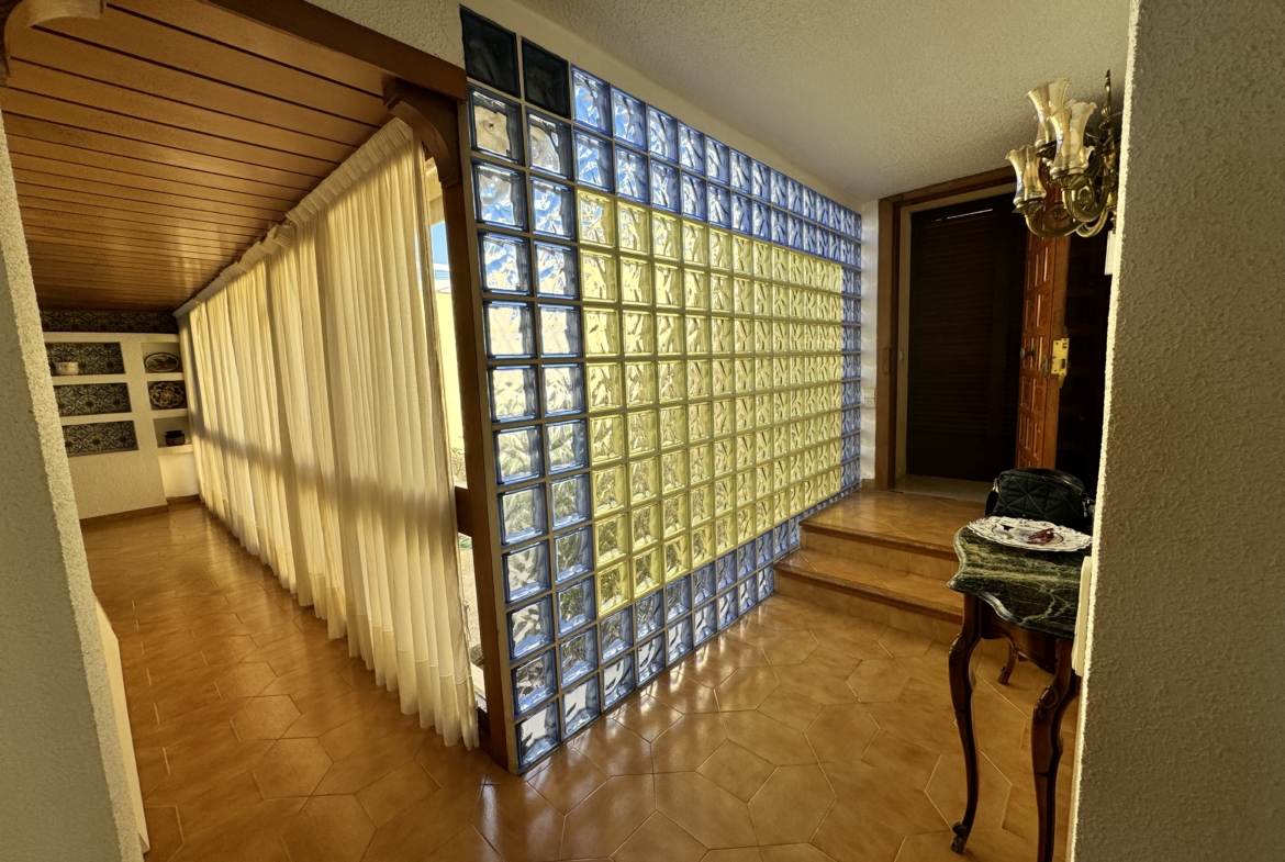 1195- Casa o chalet independiente en venta en Calle de Colòmbia