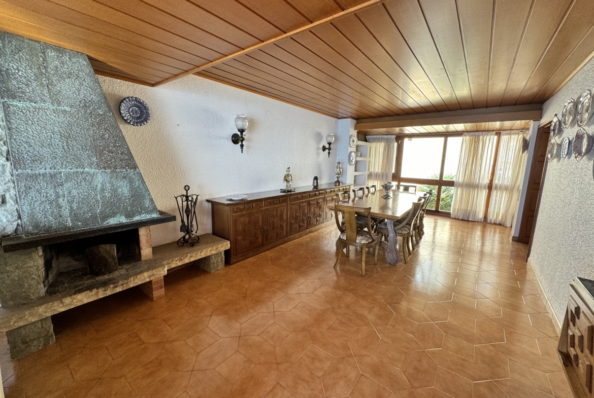 1195- Casa o chalet independiente en venta en Calle de Colòmbia