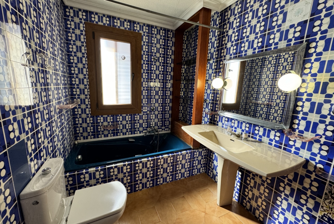 1195- Casa o chalet independiente en venta en Calle de Colòmbia