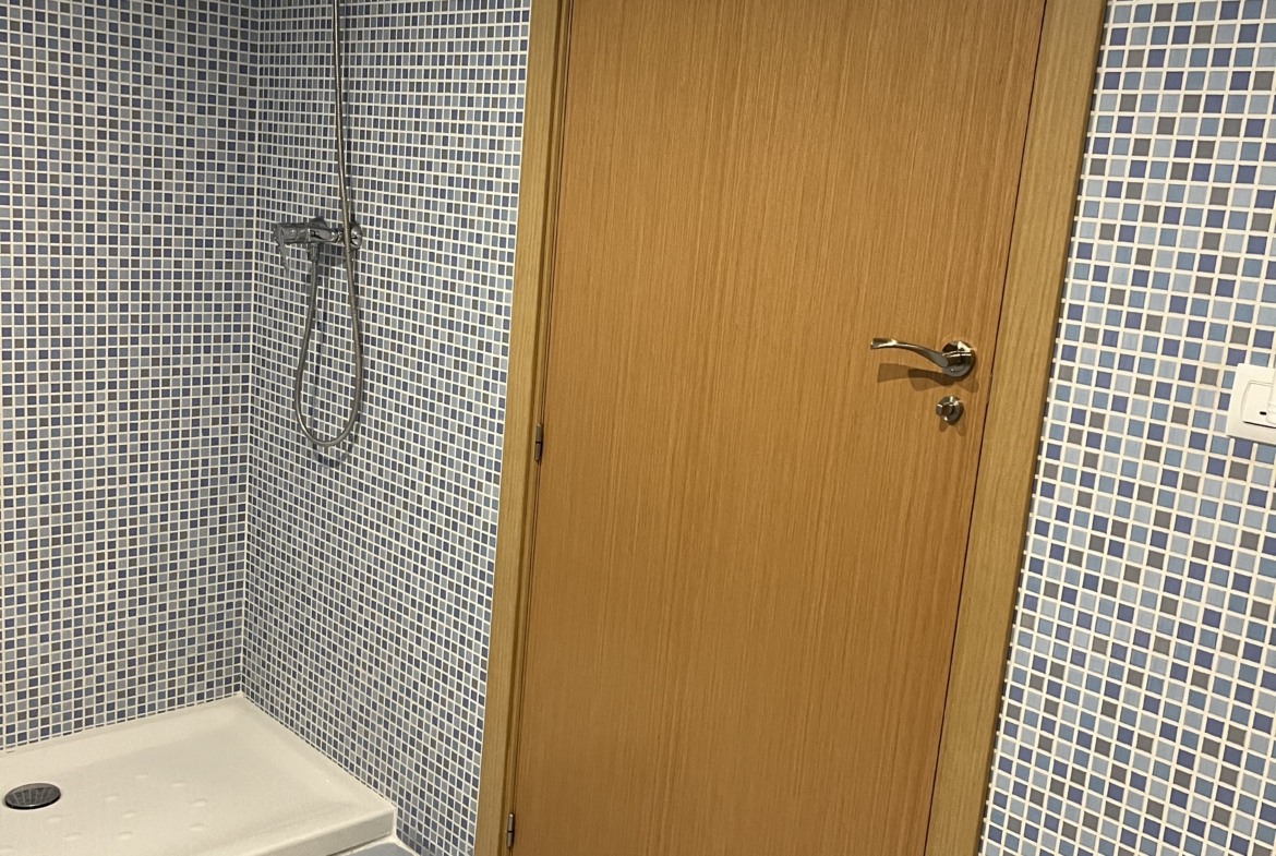 1193L- Local Premium con Jardín Privado junto al Mar