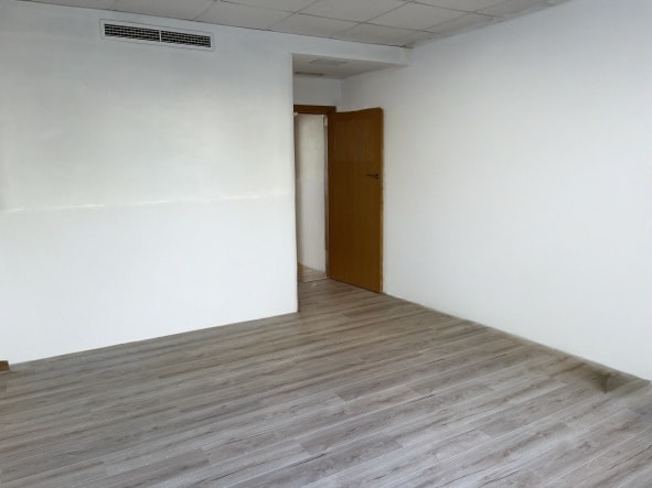1193L- Local Premium con Jardín Privado junto al Mar