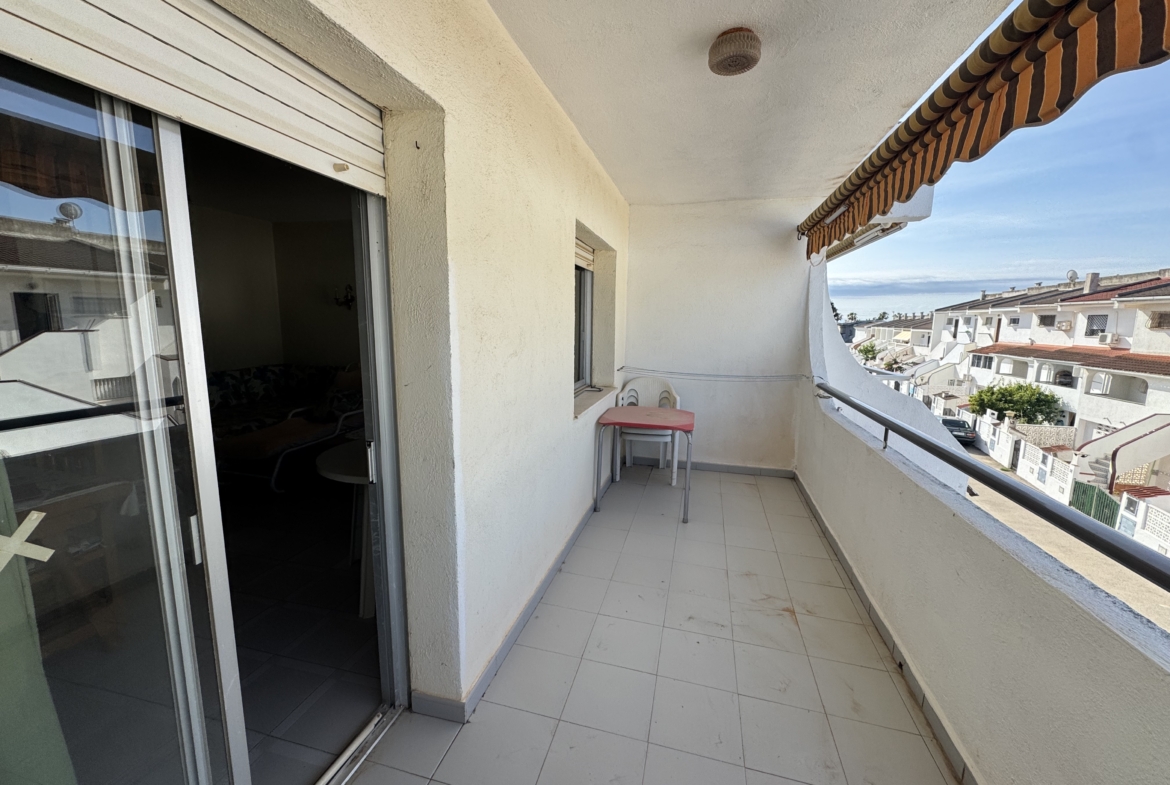 1200- Piso en venta en Calle de Teruel