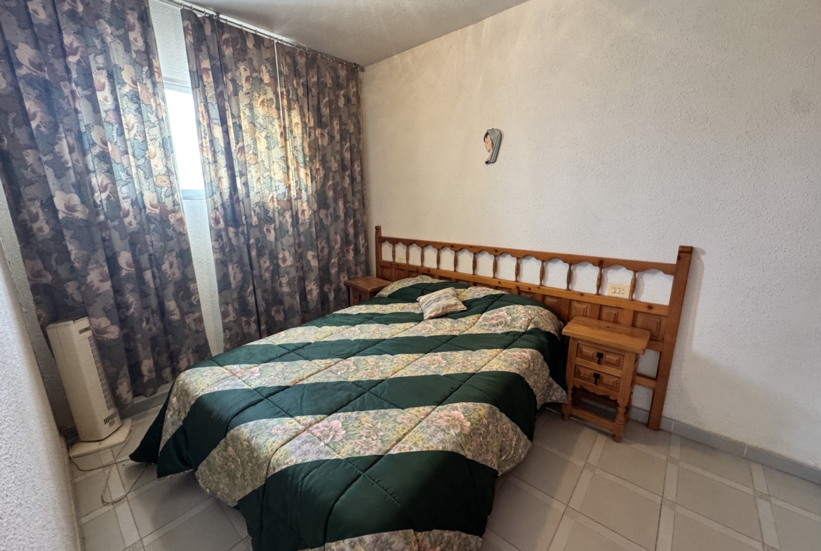 1200- Piso en venta en Calle de Teruel
