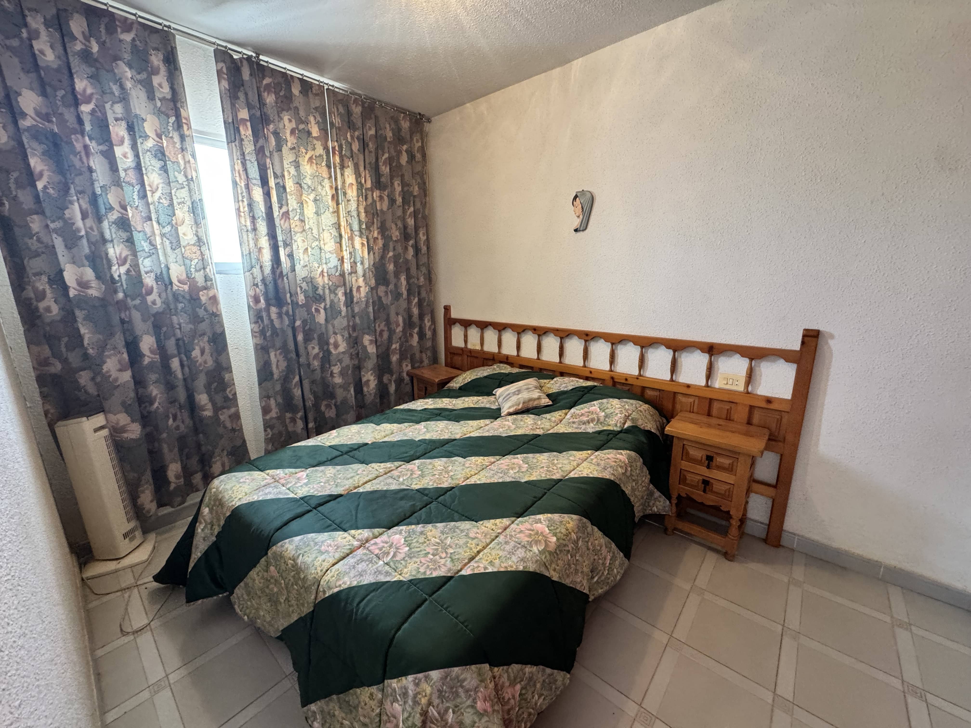 1200- Piso en venta en Calle de Teruel