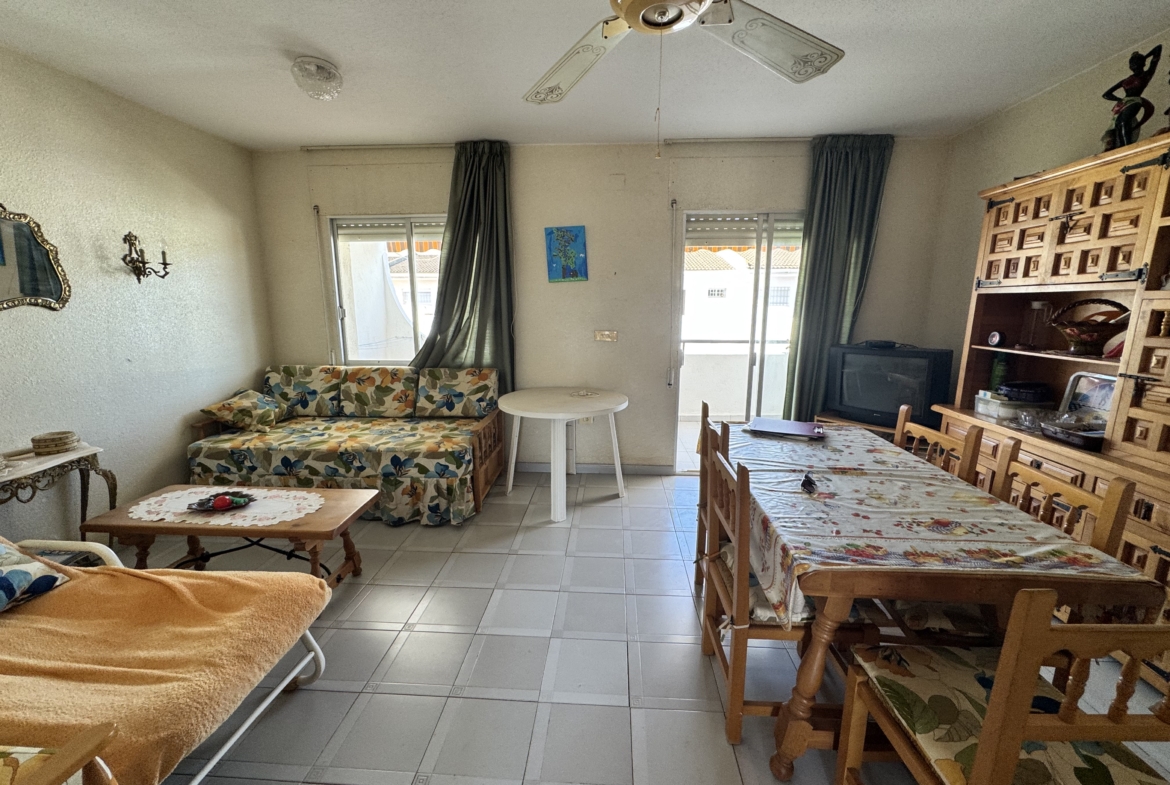 1200- Piso en venta en Calle de Teruel