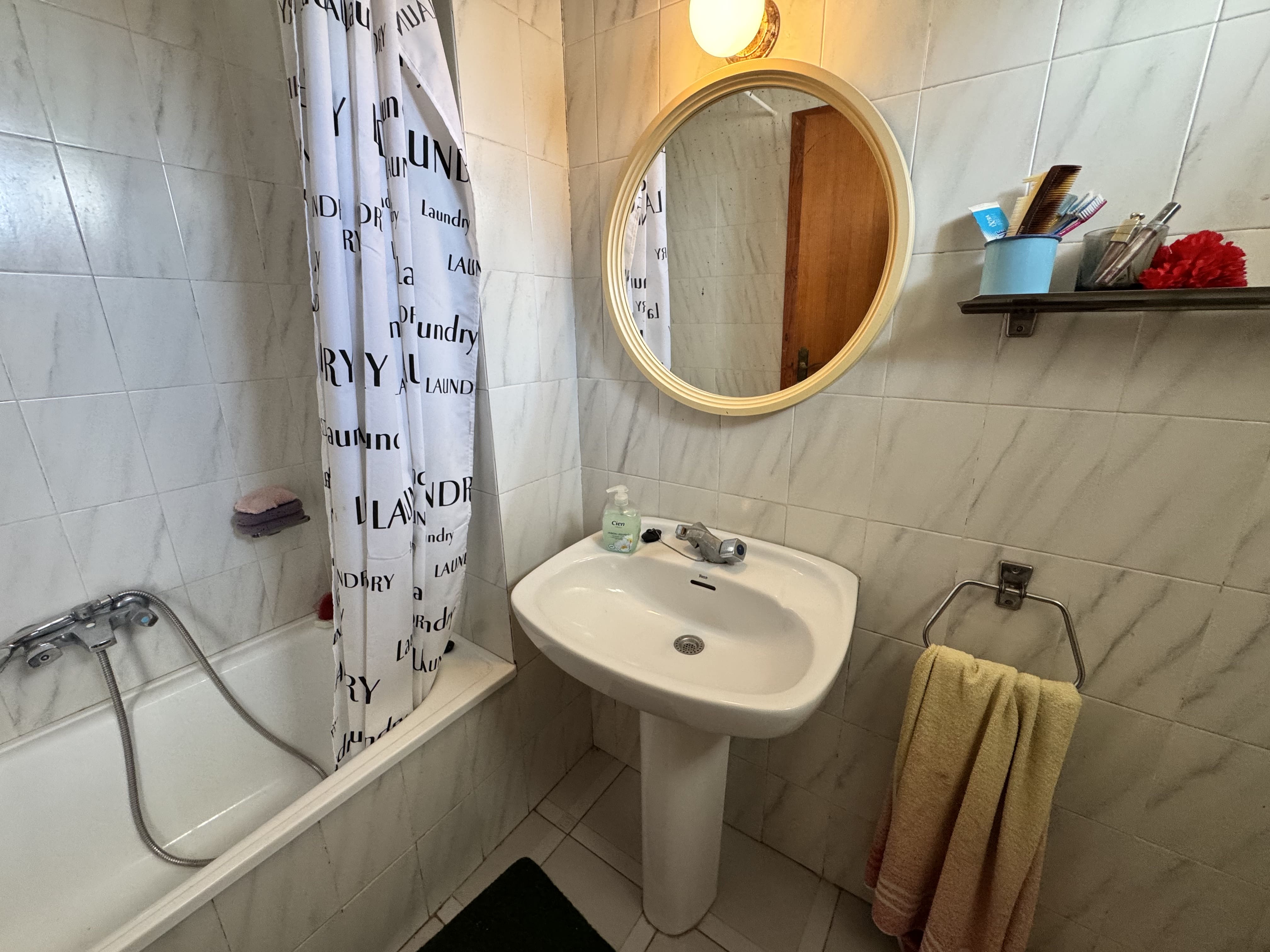 1200- Piso en venta en Calle de Teruel