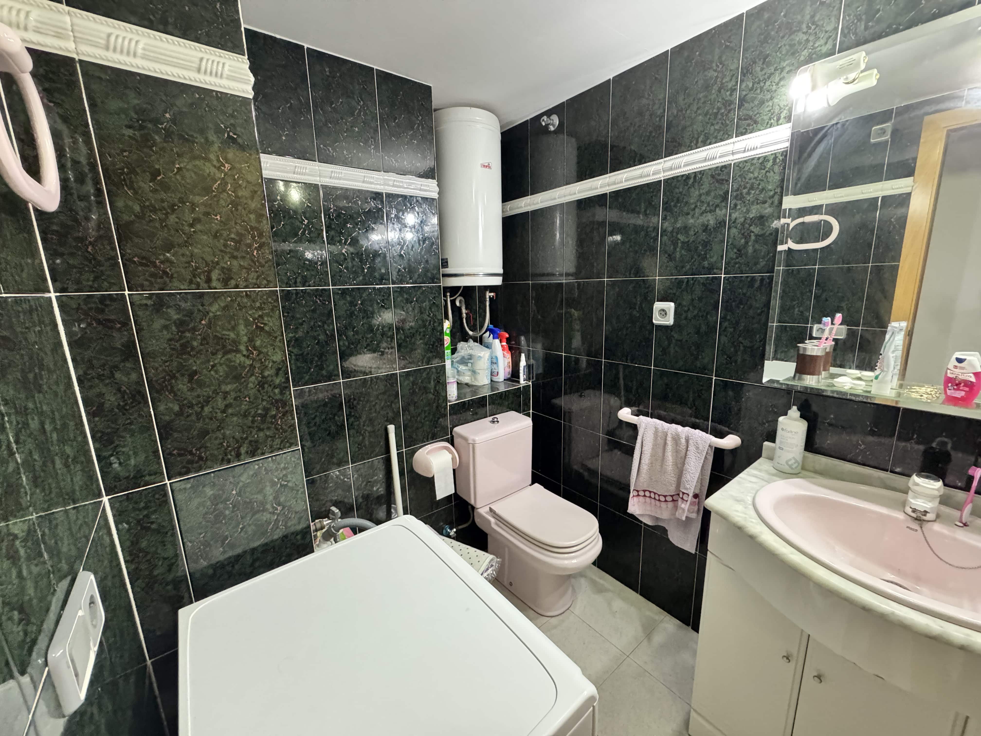 1203- Piso en venta en Hort