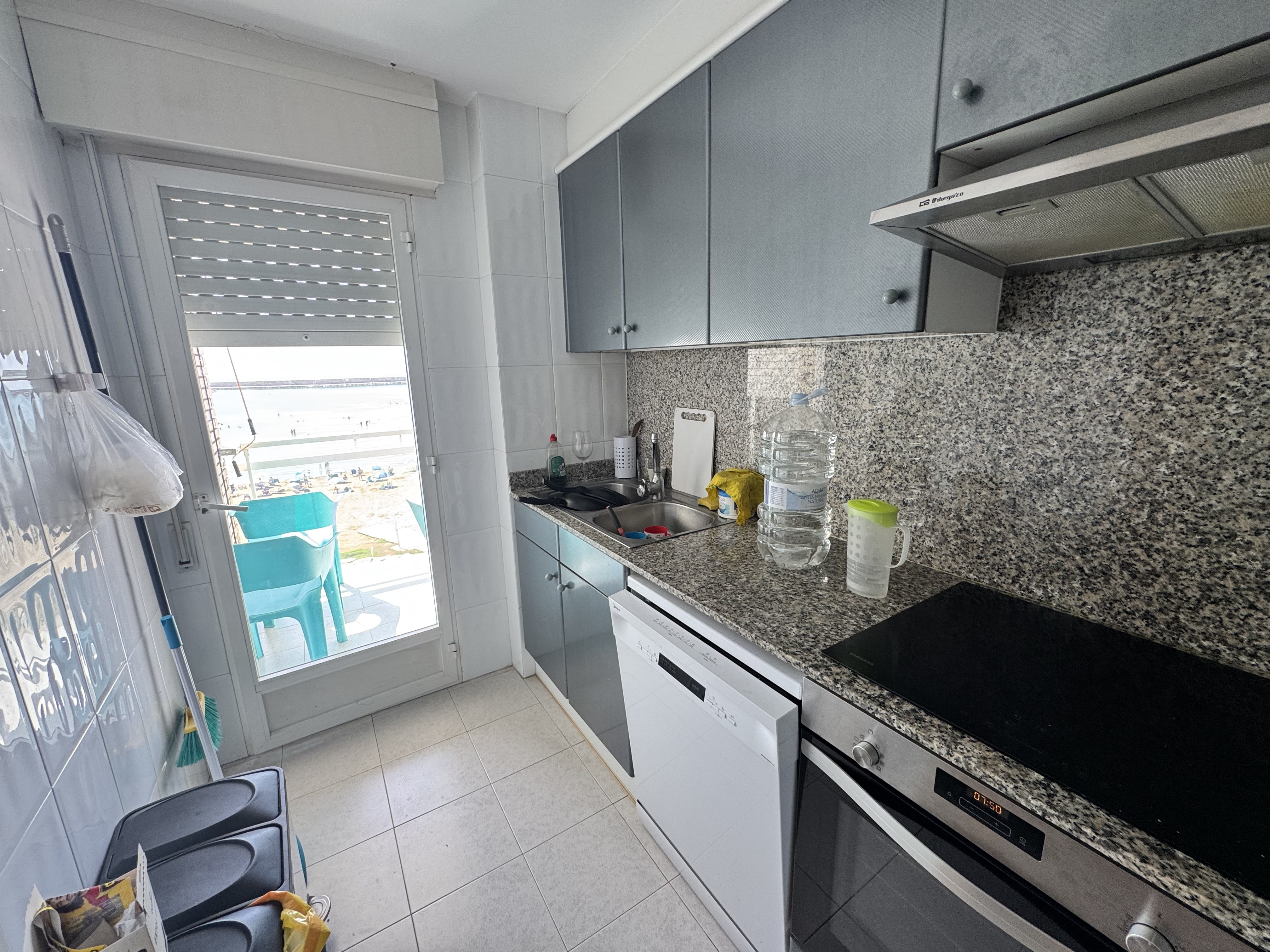 1203- Piso en venta en Hort