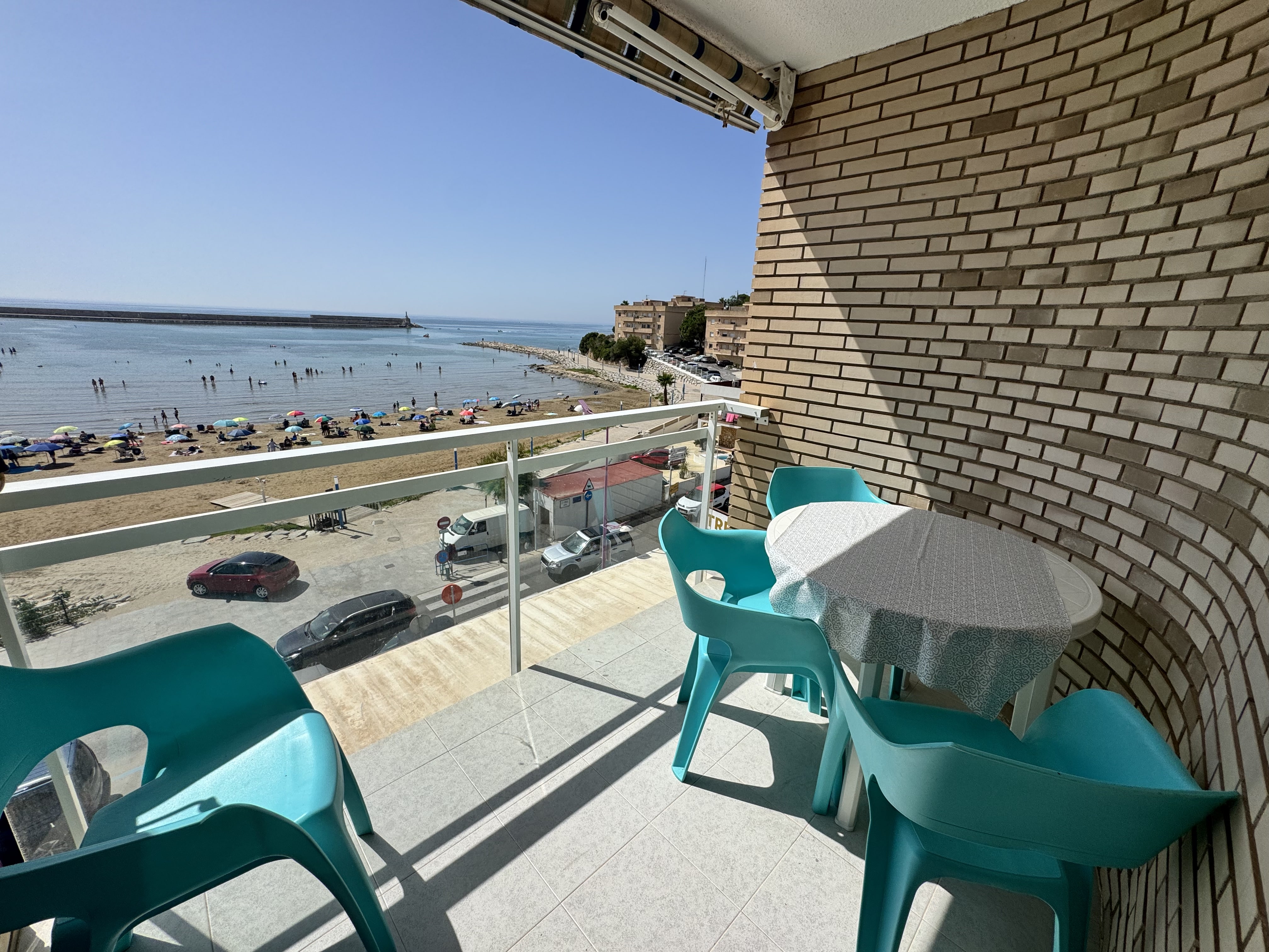 1203- Piso en venta en Hort