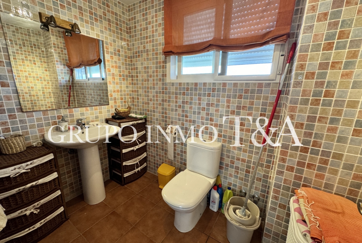 1202- Casa o chalet independiente en venta en Carretera de ľ Estación