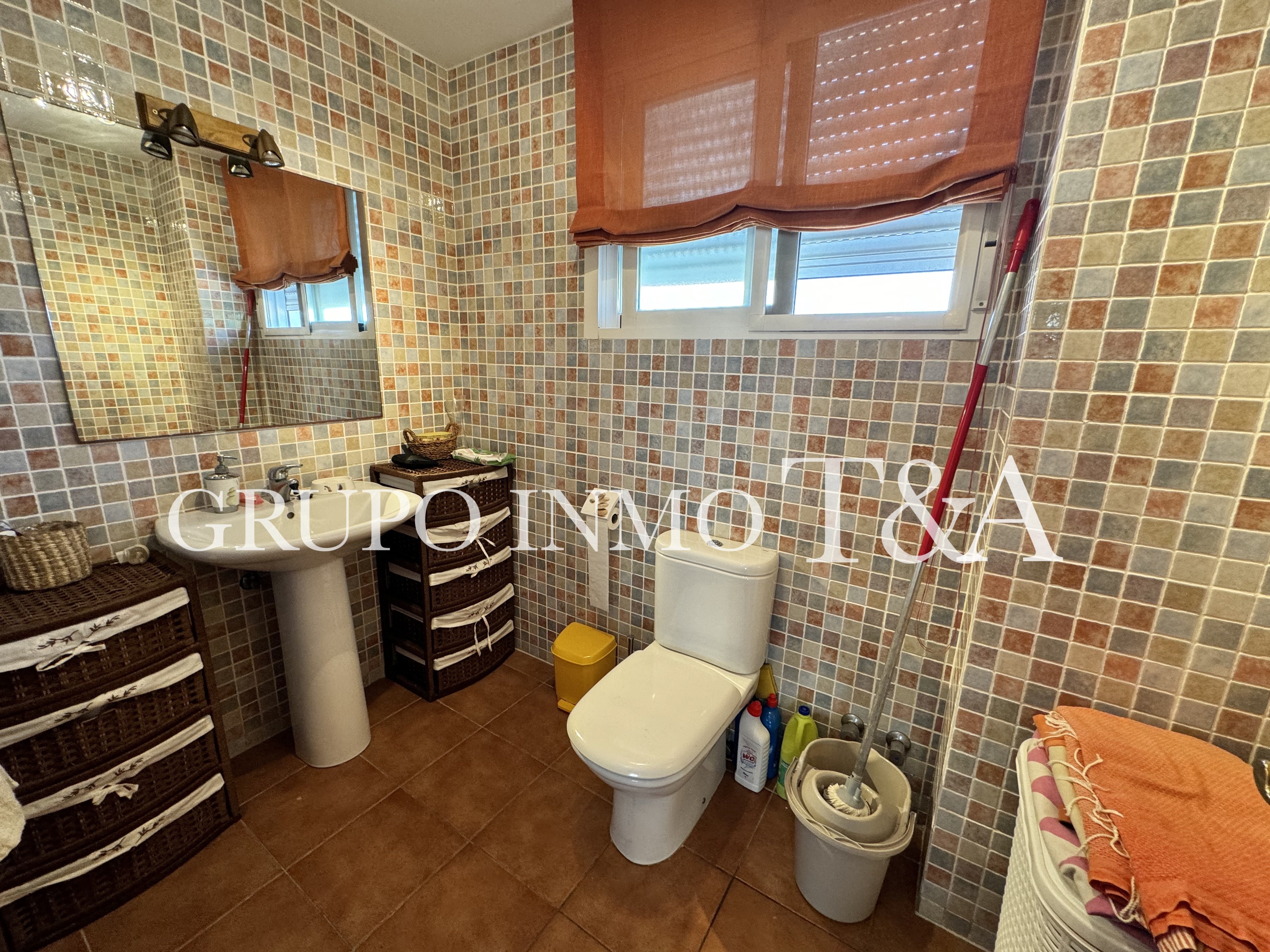 1202- Casa o chalet independiente en venta en Carretera de ľ Estación
