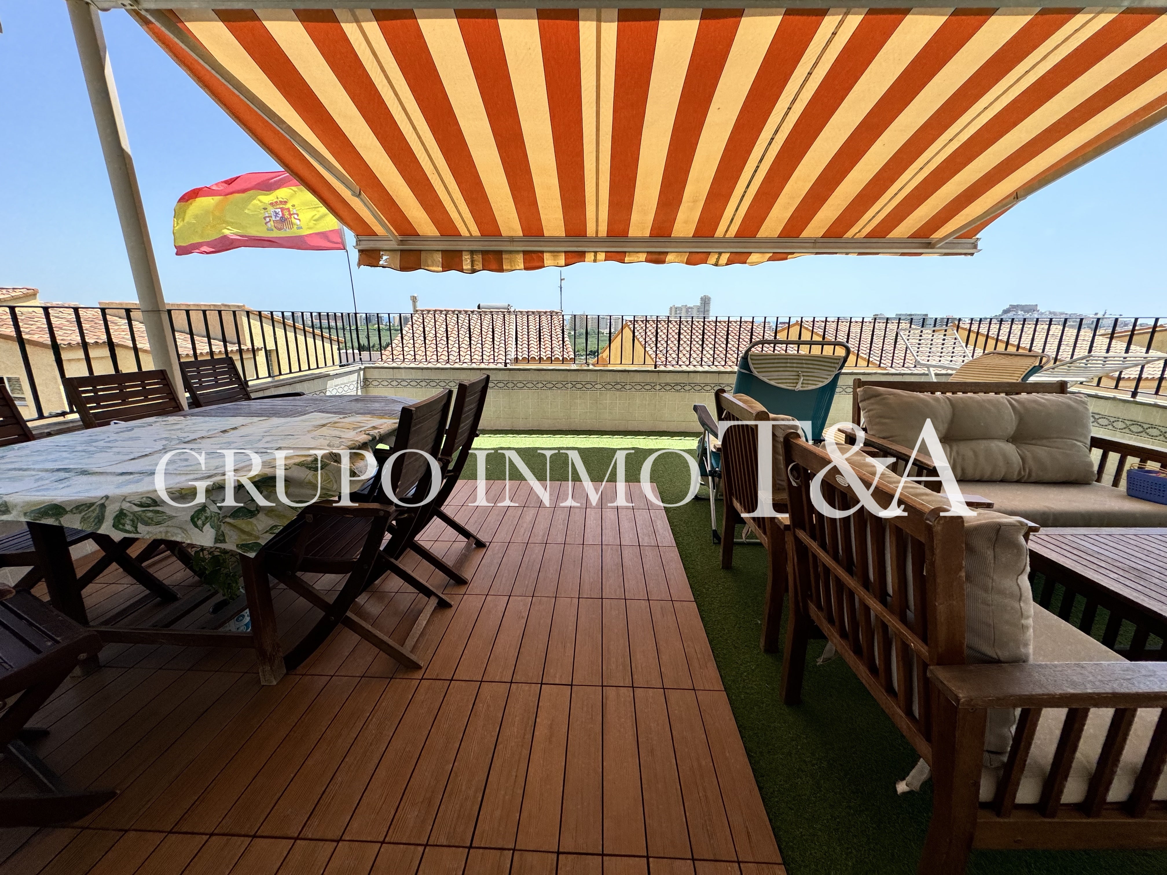 1202- Casa o chalet independiente en venta en Carretera de ľ Estación
