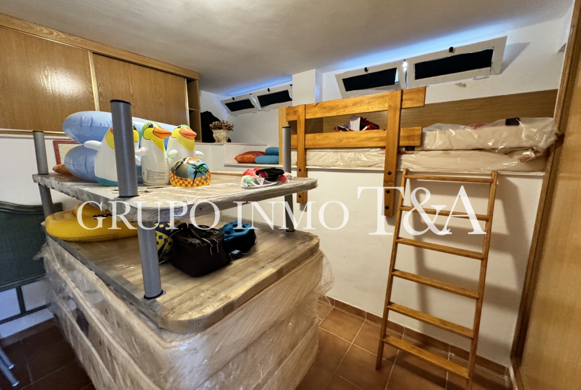 1202- Casa o chalet independiente en venta en Carretera de ľ Estación