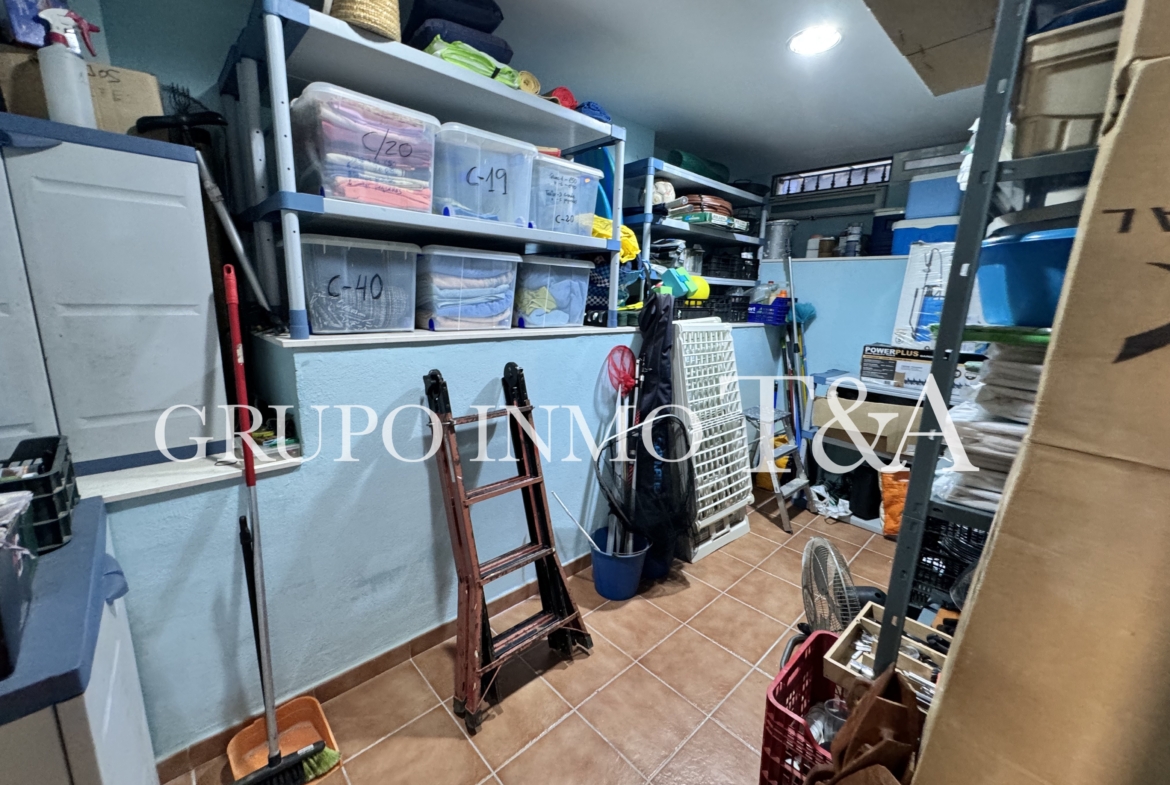 1202- Casa o chalet independiente en venta en Carretera de ľ Estación