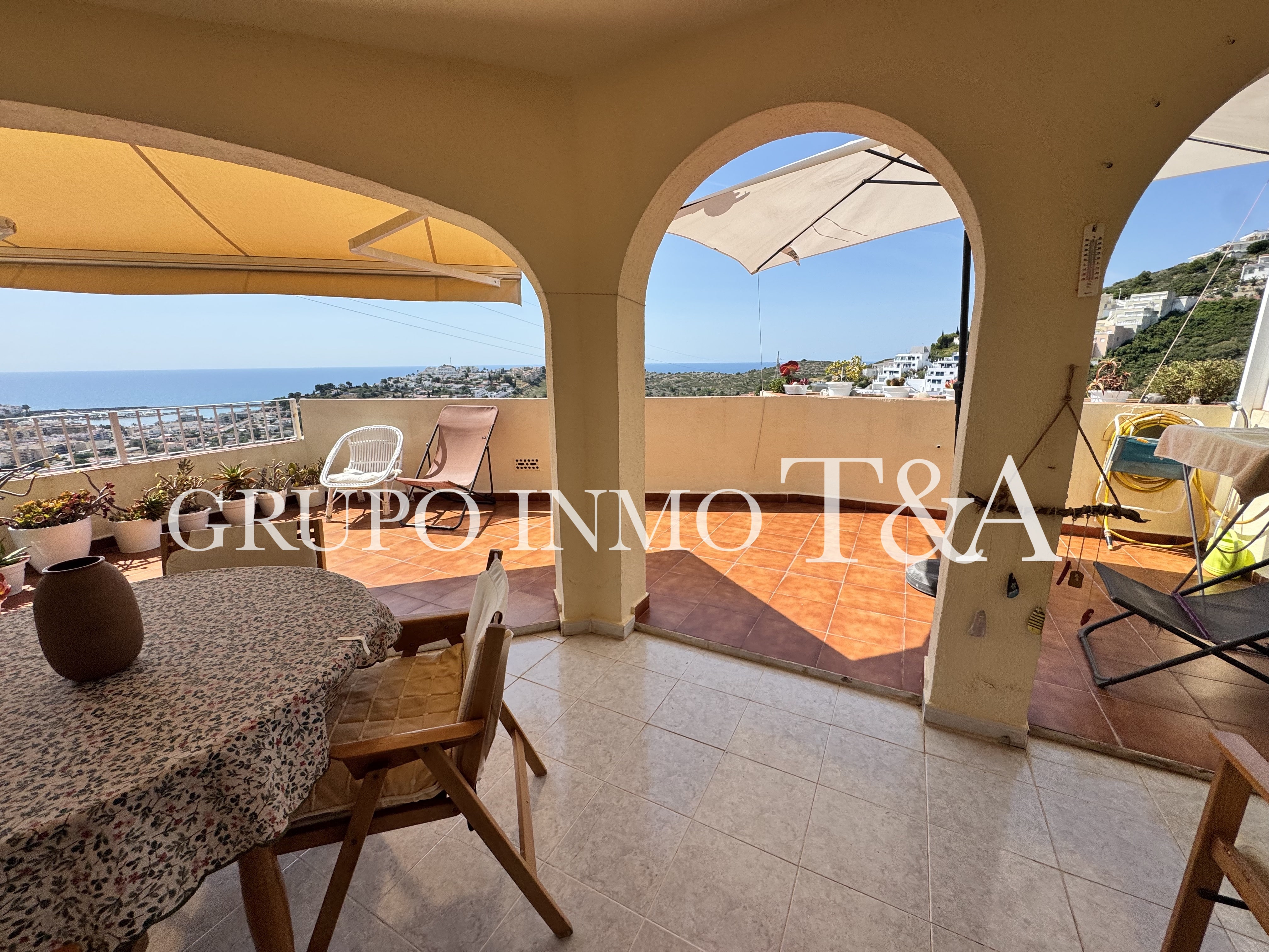1202- Piso en venta en Avenida Grecia