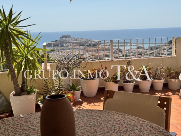 1202- Piso en venta en Avenida Grecia