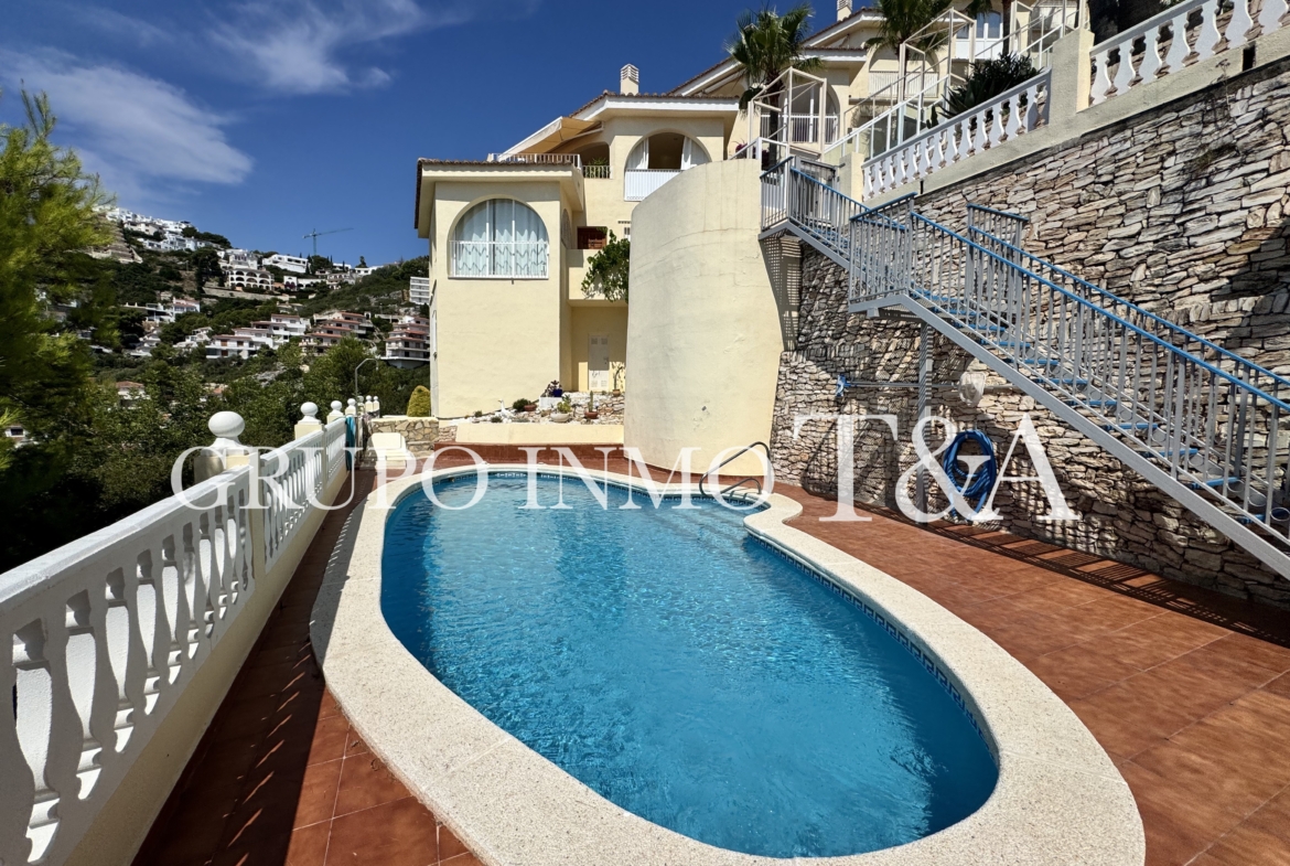 1202- Piso en venta en Avenida Grecia