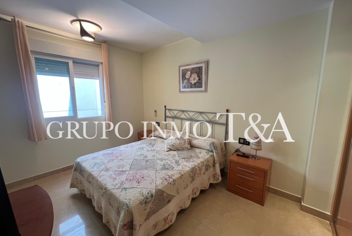1205- Ático en venta en Calle de Gregal
