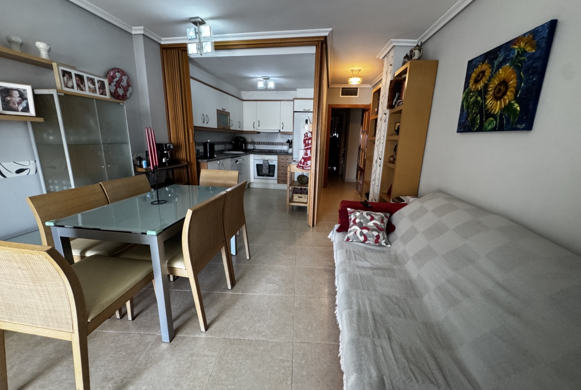 1208- Piso en venta en Avenida de les Corts Valencianes