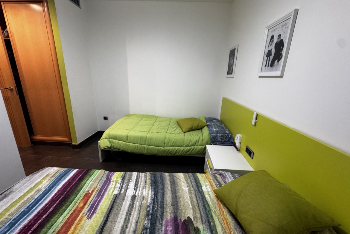 1209-Piso en venta en Avenida del Papa Luna
