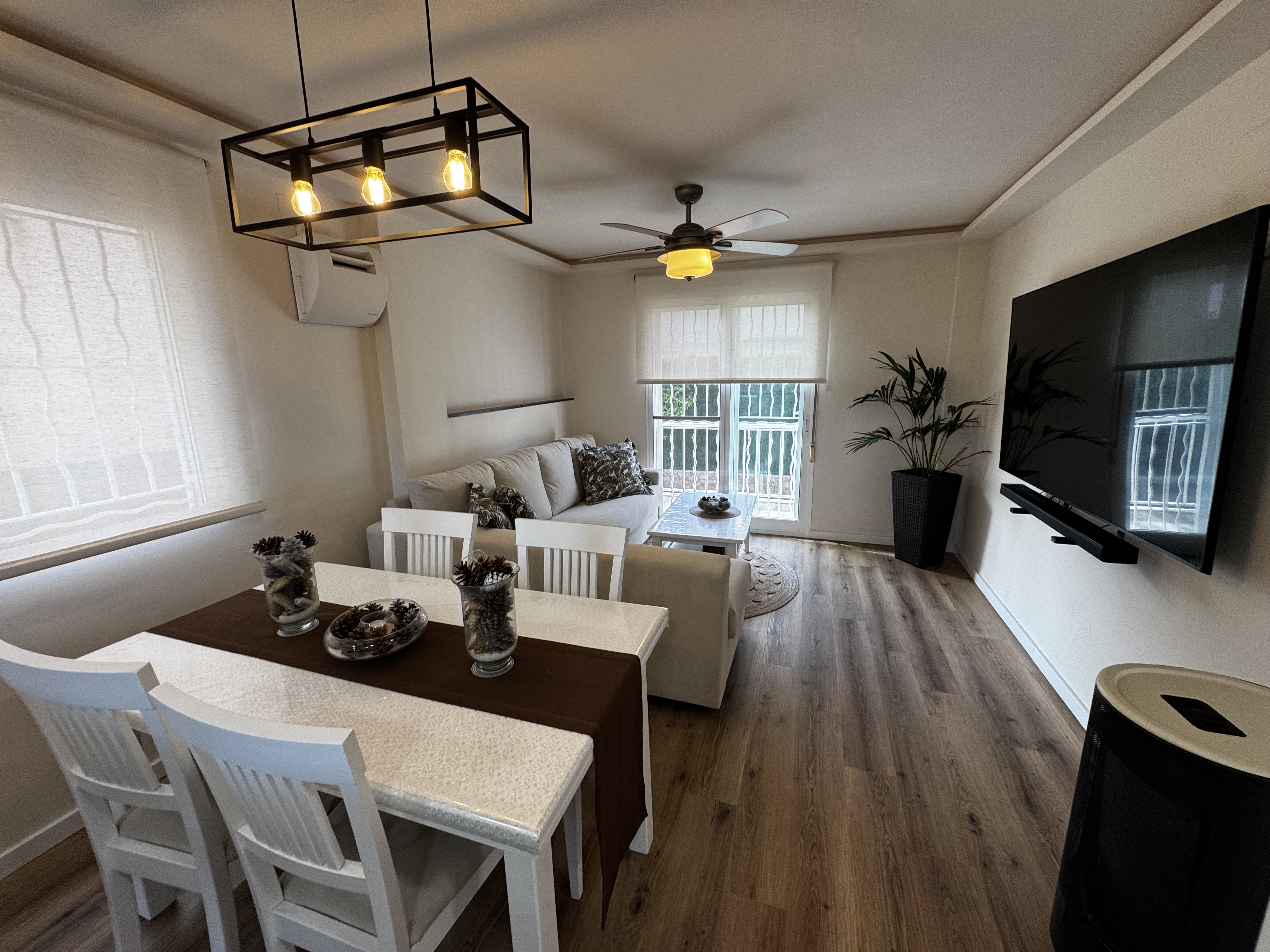 1211- Casa o chalet independiente en venta en Cervera