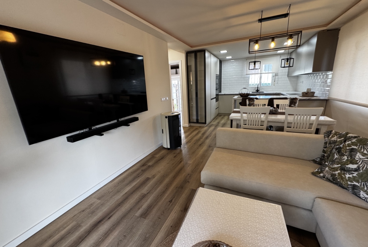 1211- Casa o chalet independiente en venta en Cervera