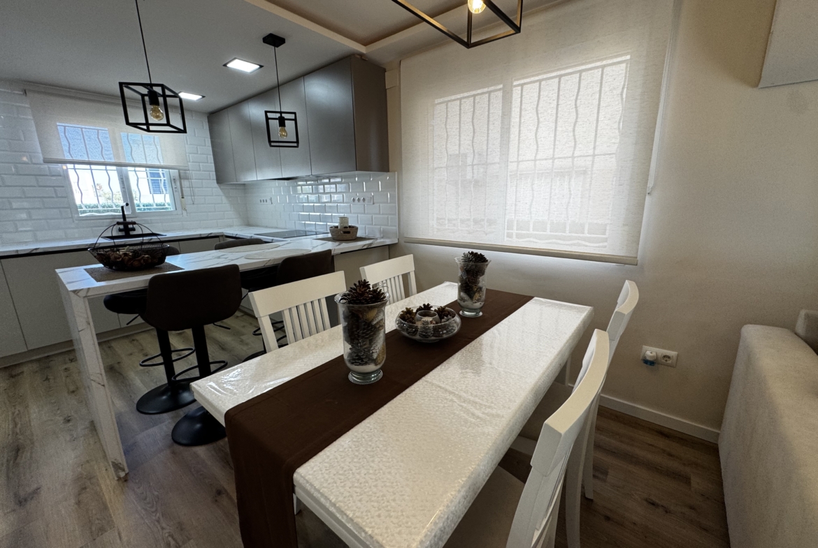 1211- Casa o chalet independiente en venta en Cervera