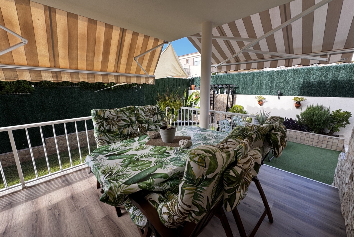 1211- Casa o chalet independiente en venta en Cervera