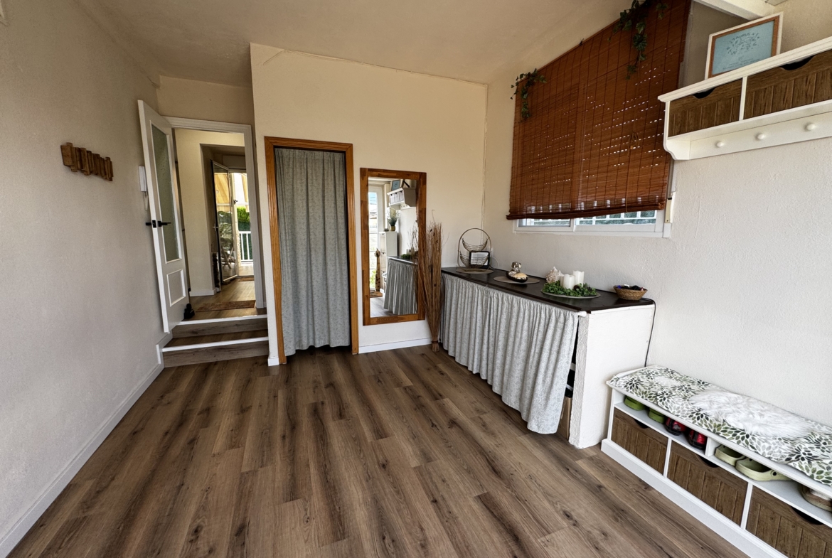 1211- Casa o chalet independiente en venta en Cervera