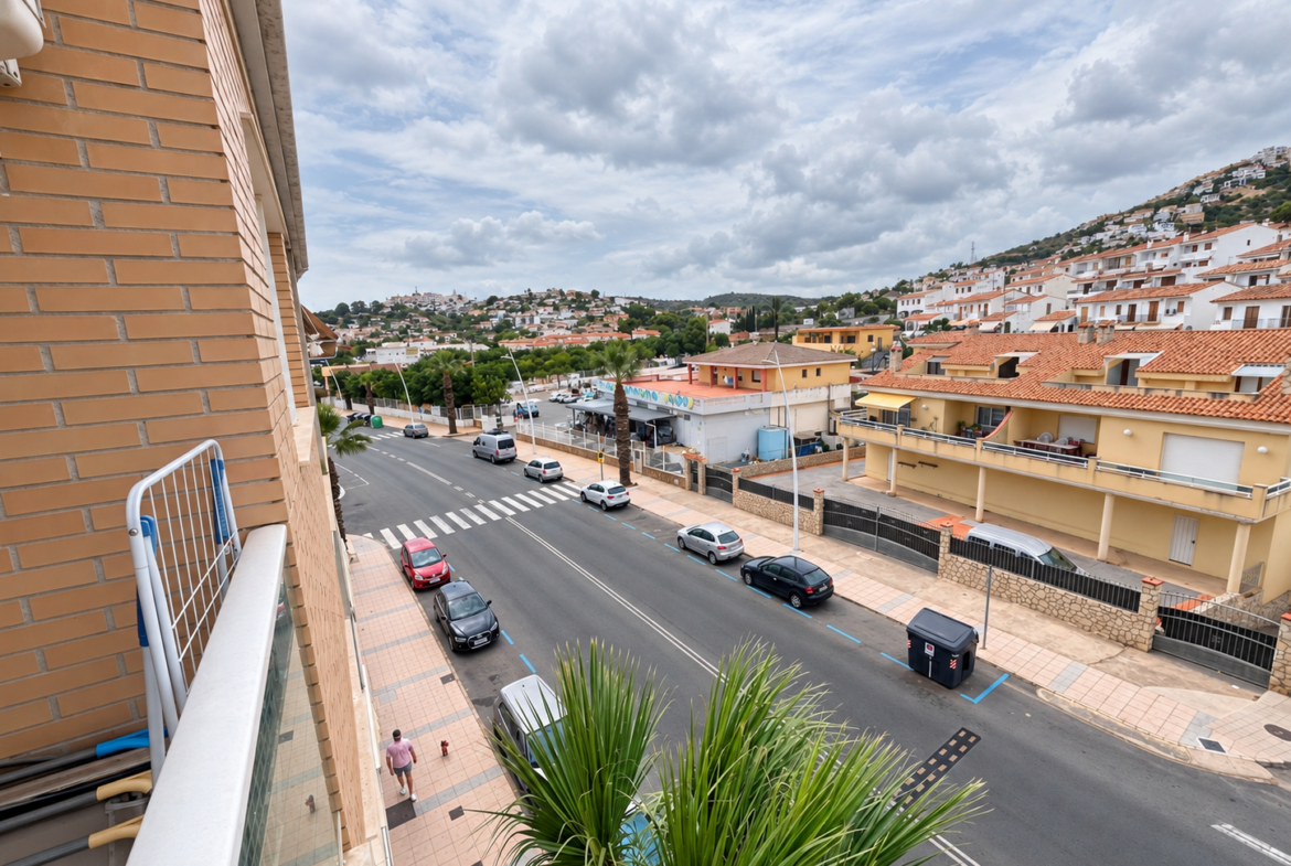 1214- Exclusivo piso de 2 dormitorios con parking y vistas a la montaña en Llandells (Peñíscola)