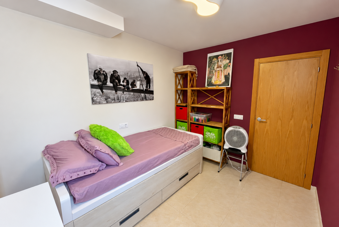 1214- Exclusivo piso de 2 dormitorios con parking y vistas a la montaña en Llandells (Peñíscola)