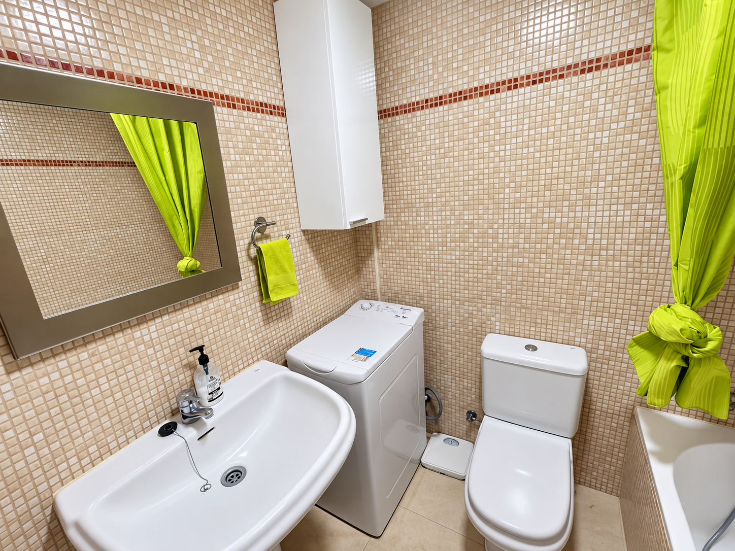 1214- Exclusivo piso de 2 dormitorios con parking y vistas a la montaña en Llandells (Peñíscola)