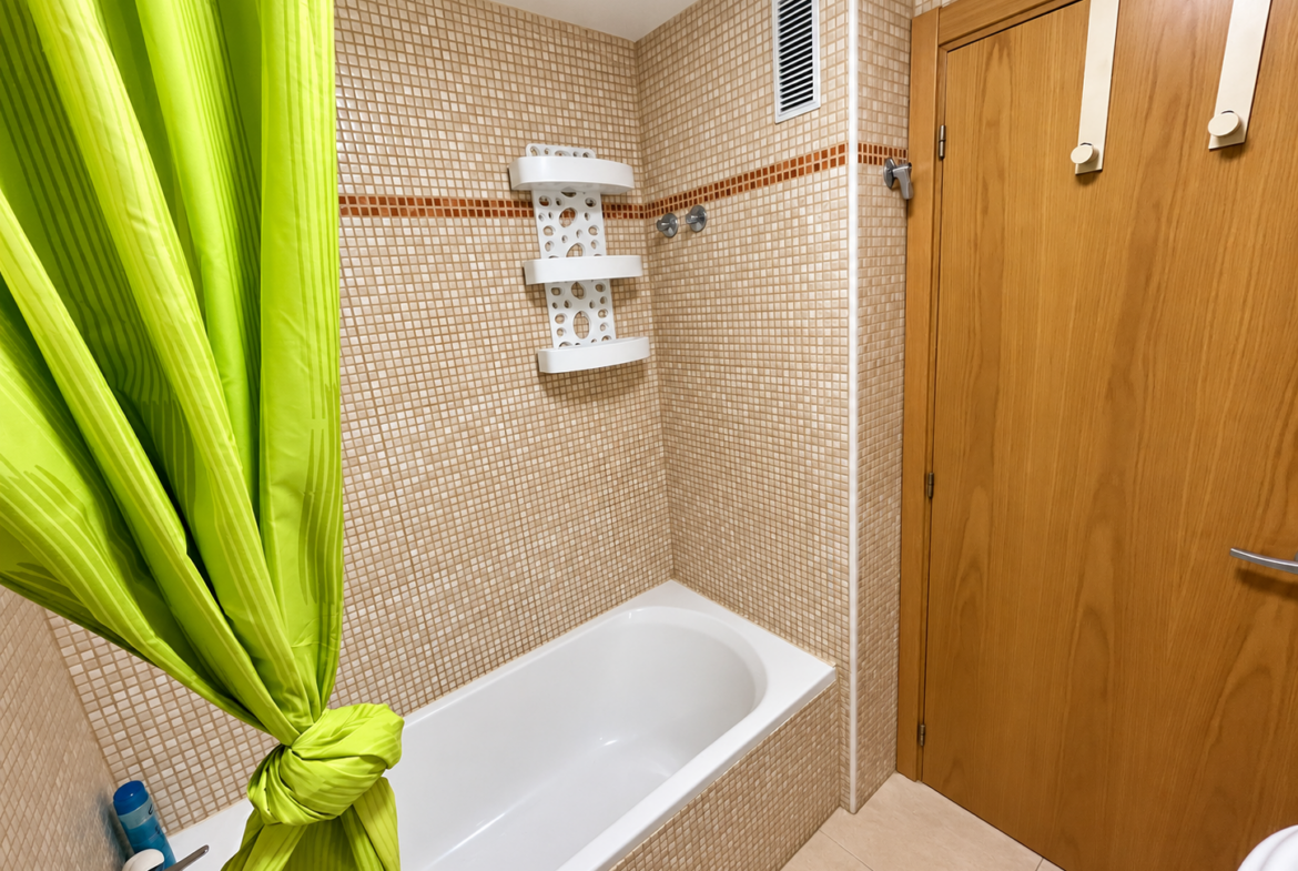 1214- Exclusivo piso de 2 dormitorios con parking y vistas a la montaña en Llandells (Peñíscola)