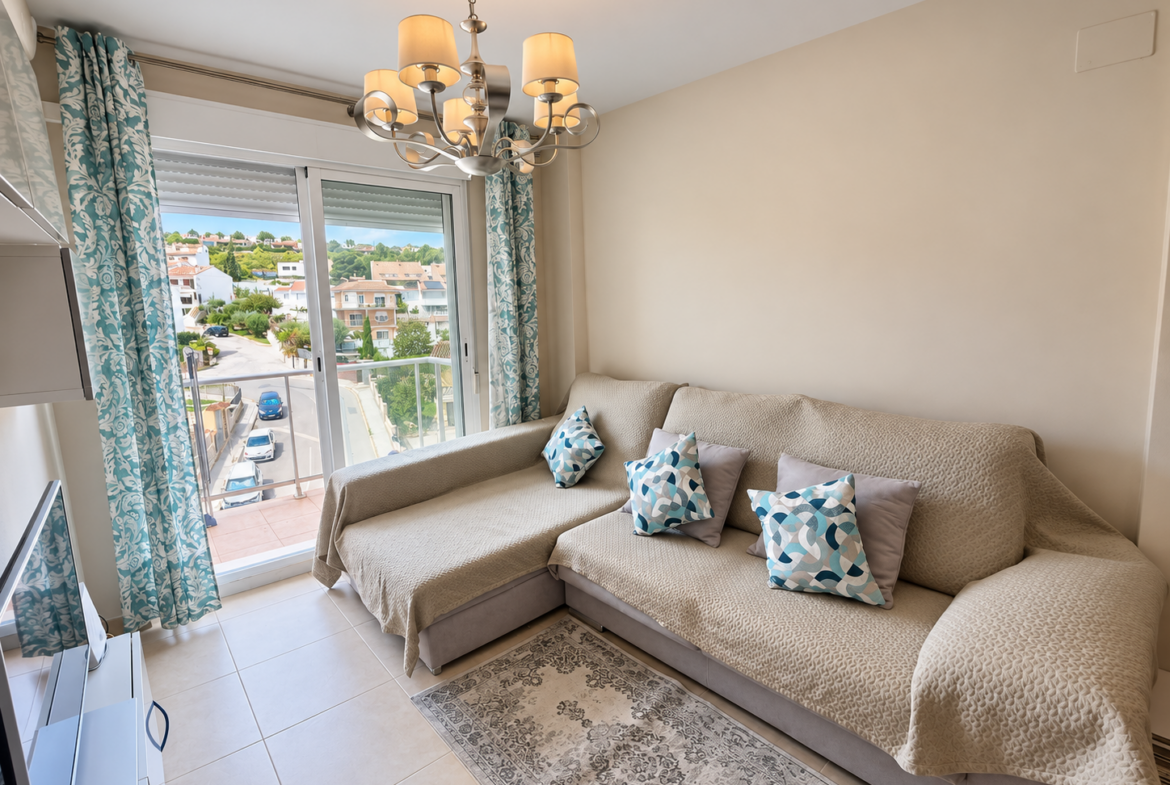 1214- Exclusivo piso de 2 dormitorios con parking y vistas a la montaña en Llandells (Peñíscola)